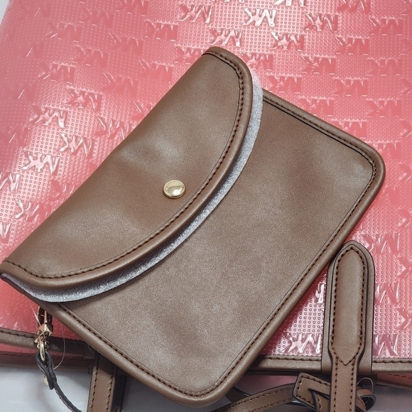 Eliza Medium North South Tote by MICHAEL Michael Kors - Picture 10 of 13